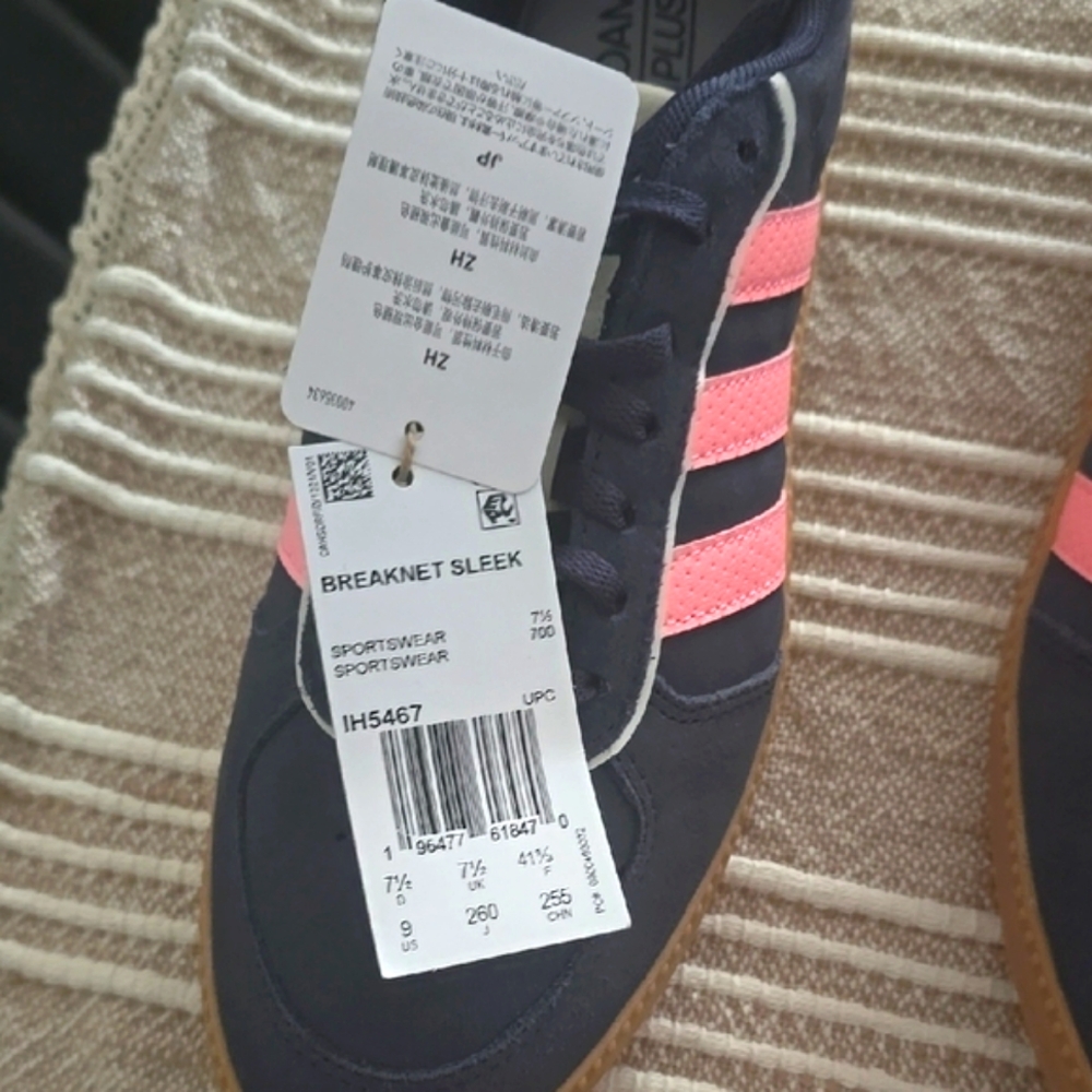 Adidas Blue and Pink Sneakers - Picture 7 of 7